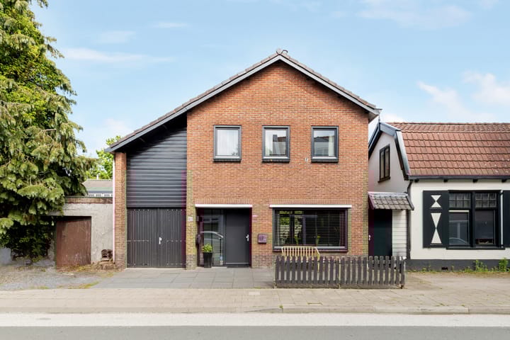 Zuidereinde 169 in 's-Graveland