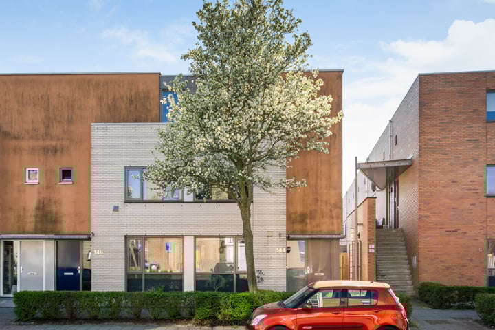 Zuiderkeerkring 144 in Alphen aan den Rijn