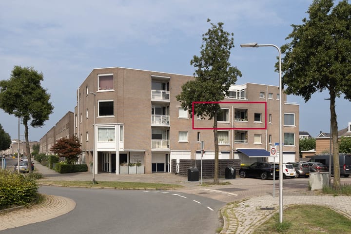 Zuiderkeerkring 363 in Alphen aan den Rijn