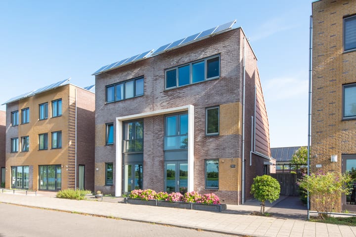 Zuiderlicht 103 in Heerhugowaard