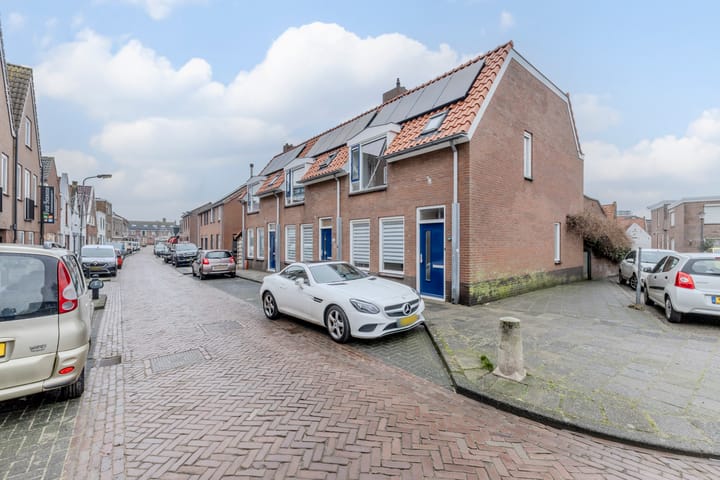 Zuiderstraat 34A in Egmond aan Zee foto