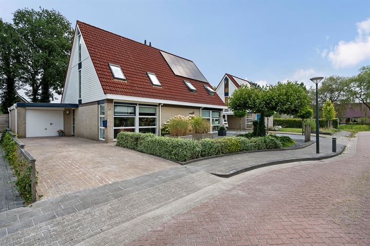 Zuidmaad 13 in Oosterwolde