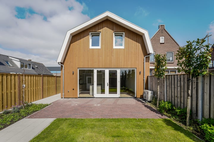 Zuidwenk 74b in Bunschoten-Spakenburg