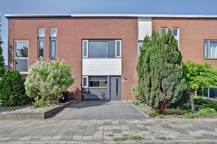 Zuidwijkring 3 in Heerhugowaard foto
