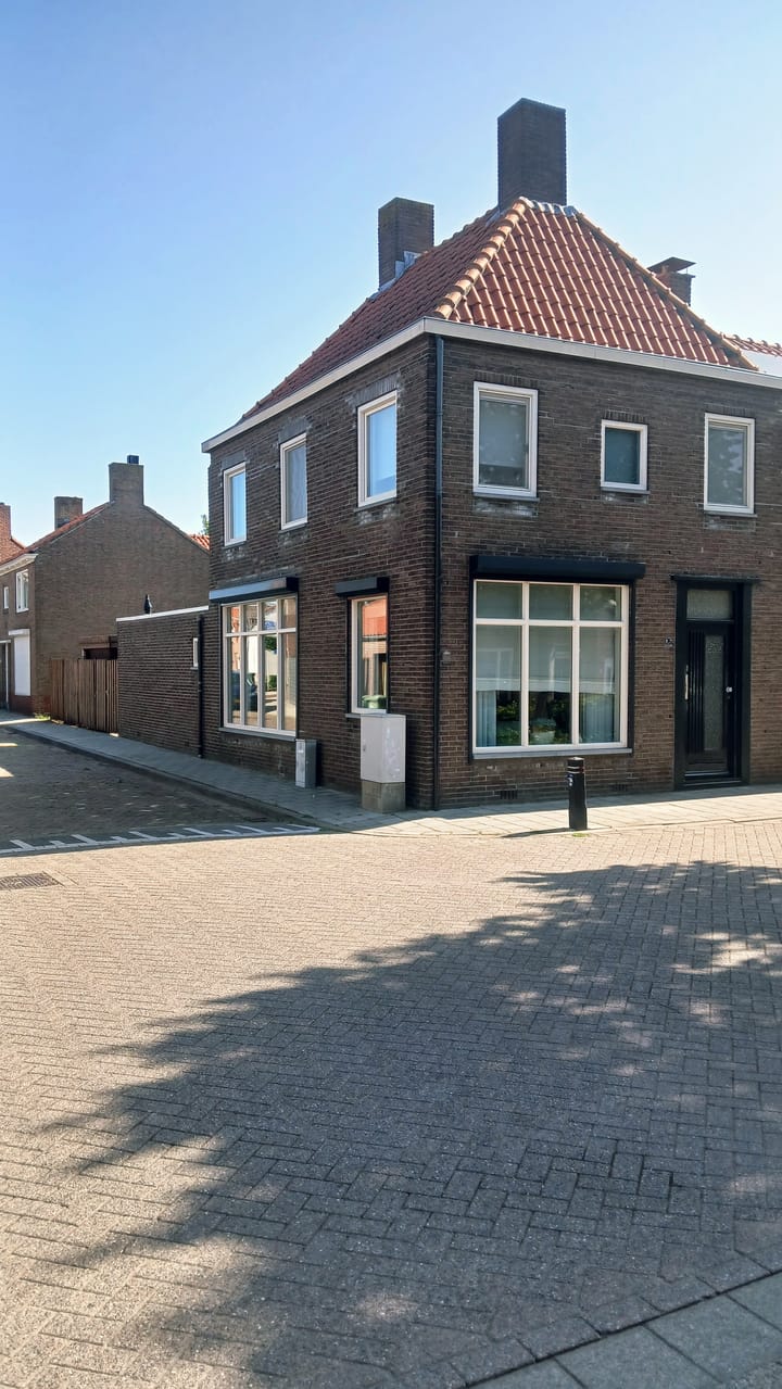 Zuidzandsestraat 26 in Oostburg photo