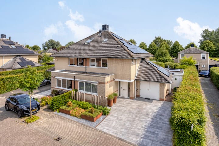 Zuster Reichertstraat 23 in Spijkenisse