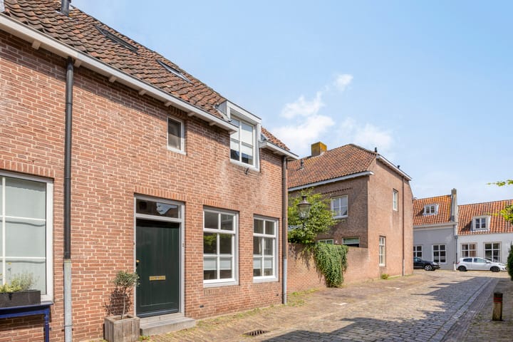 Zustersteeg 2 in Heusden