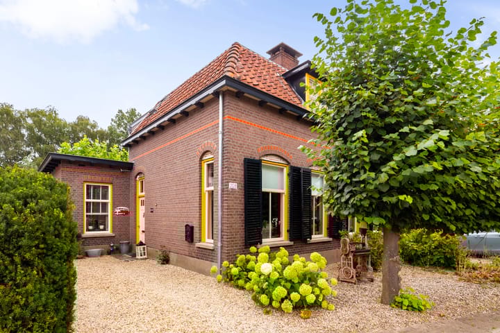 Zutphensestraat 208 in Brummen foto