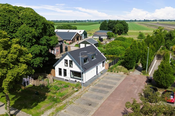 Zwaagdijk 192 in Zwaagdijk-Oost