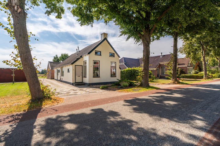 Zwaagsterweg 6 in Scheemda foto