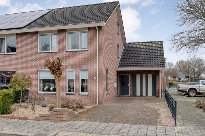Photo of property Zwaluw 48, Staphorst