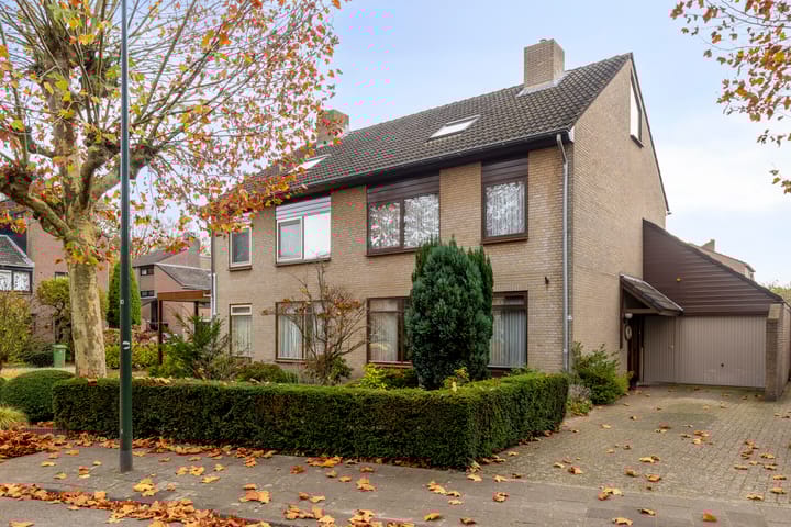 Zwaluwendonk 14 in Veghel