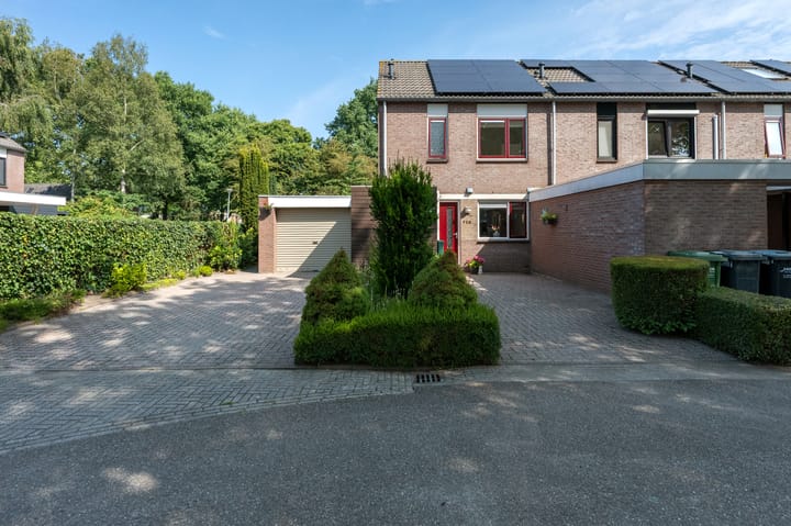 Zwaluwenveld 14 in Emmen