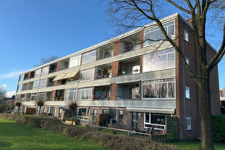 Zwaluwlaan 160 in Bussum