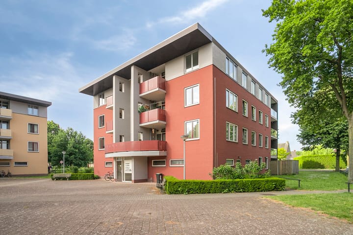 Zwaluwstraat 145 in Horst