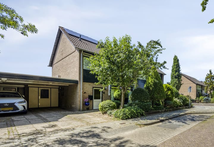 Zwaluwstraat 18 in Wijchen
