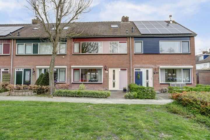 Photo of property Zwaluwweg 14, Enkhuizen