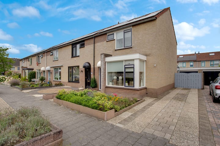 Photo of property Zwanebloem 11, Elburg