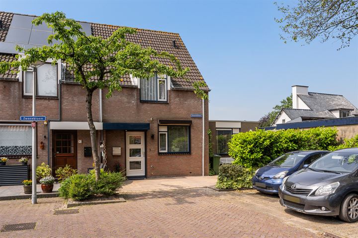 Zwanebloem 2 in Naaldwijk