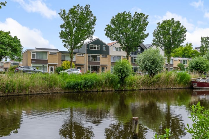 Zwanebloemkade 27 in Zaandam