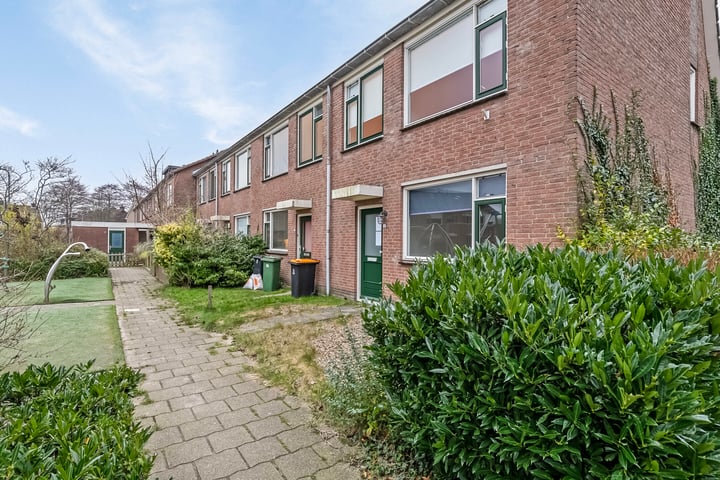 Zwanebloemstraat 9 in Voorhout