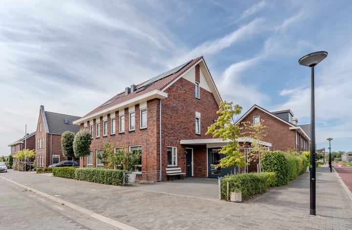 Zwanenbloemstraat 2 in Heerhugowaard