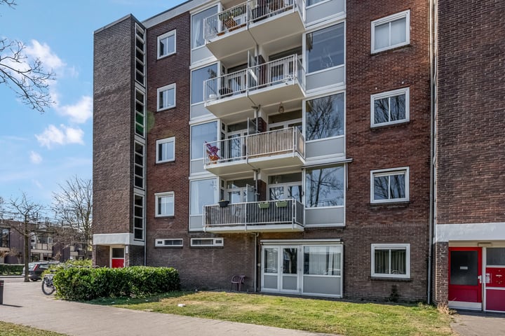 Photo of property Zwanenvechtlaan 10, Utrecht
