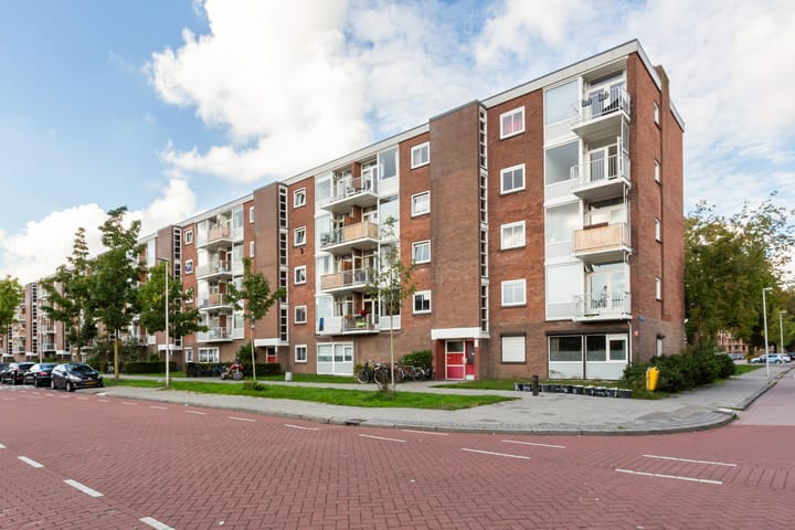 Zwanenvechtlaan 140 in Utrecht foto
