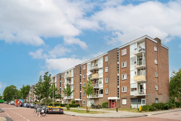 Zwanenvechtlaan 152 in Utrecht foto