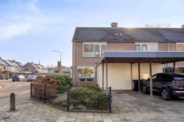 Photo of property Zwanenveld 3716, Nijmegen