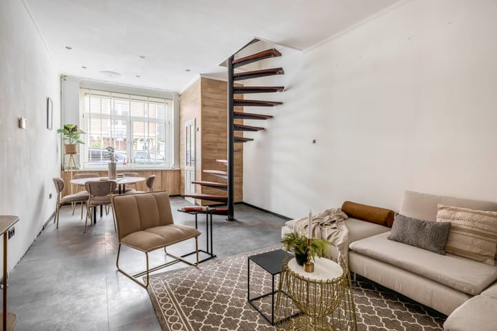 Photo of property Zwartewaalsestraat 25, Schiedam