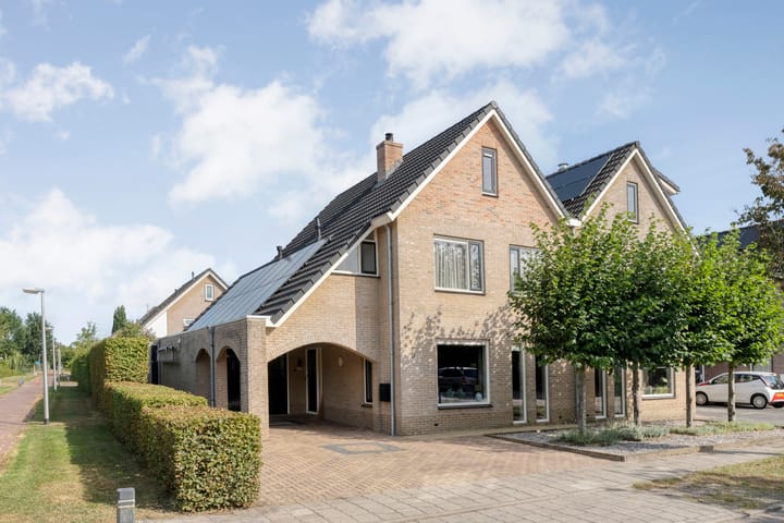 Zwartewaterland 8 in Nieuwleusen
