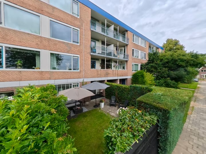 Zwartwatersweg 117 in Assen