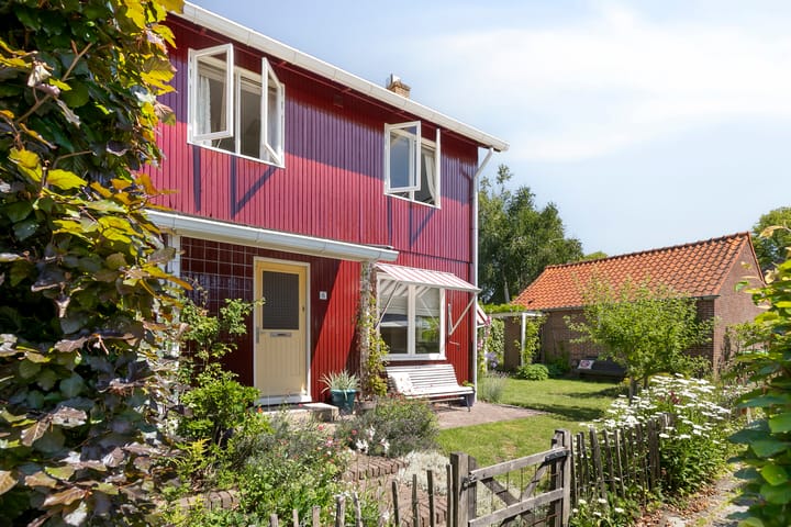 Photo of property Zweedseplein 6, Abbenbroek