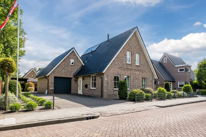 Photo of property Zwembadweg 22, Hoogeveen