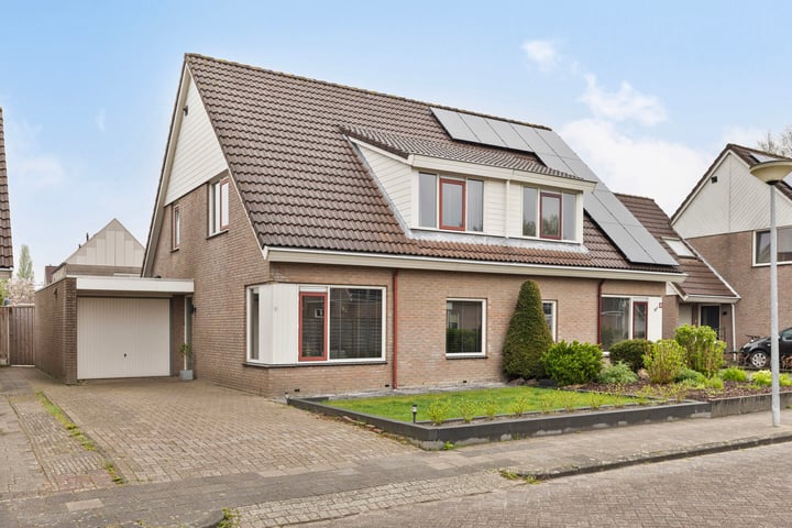 Photo of property Zwenkgras 8, Bovensmilde