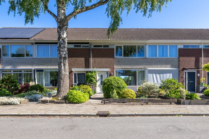 Zwitserlaan 35 in Surhuisterveen